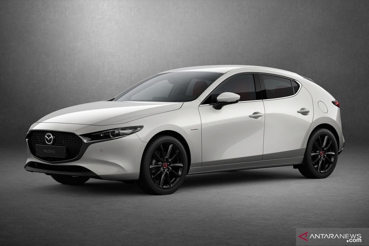 Mazda 3 100 th Anniversary Edition tersedia hanya 20 unit