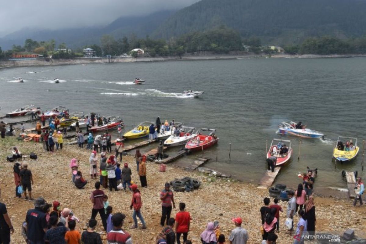 Warga Magetan terinfeksi COVID-19 tembus 600 orang