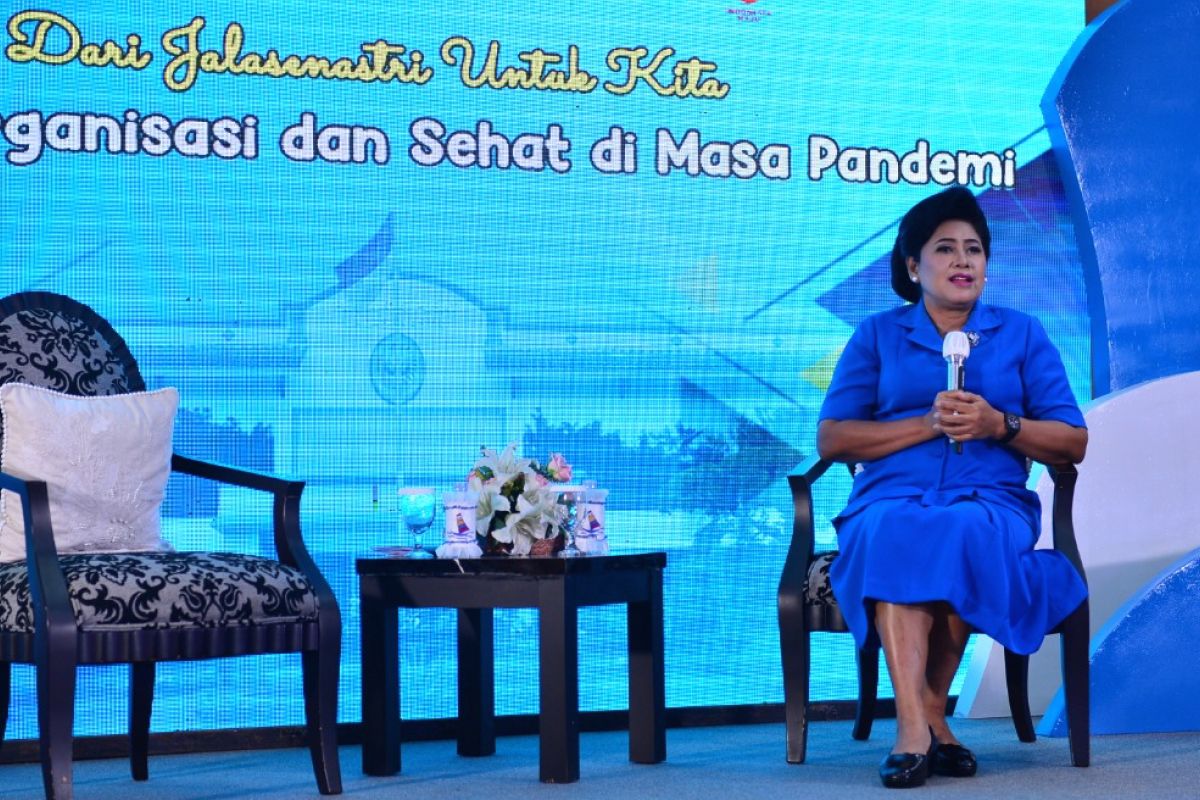 Ketum Jalasenastri: Istri prajurit harus pandai etika berorganisasi