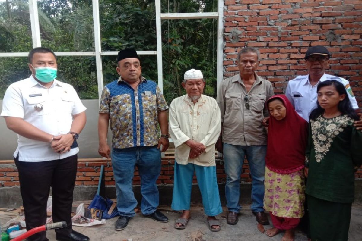 Perindo bedah rumah Imam masjid dan bilal mayit