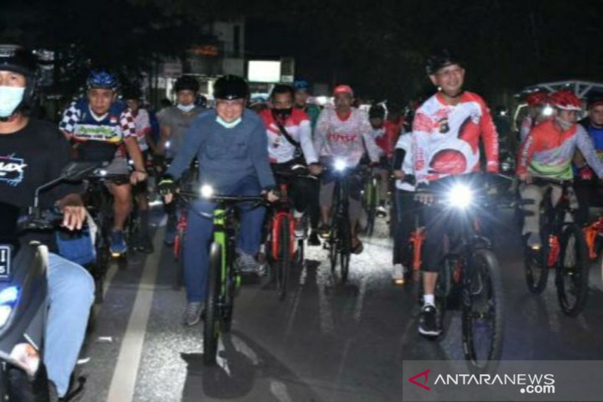 Gubernur Erzaldi dan Forkopimda Babel gowes malam keliling Pangkalpinang