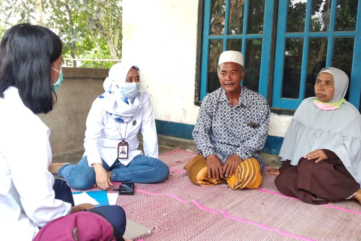 Jasa Raharja menyerahkan santunan korban kecelakaan maut di Lombok Tengah
