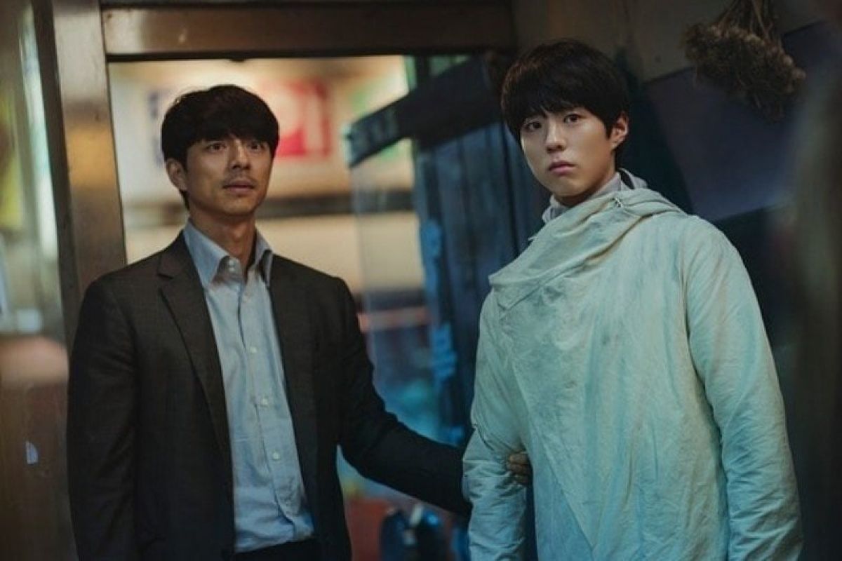 Tampilan terbaru Gong Yoo dan Park Bo Gum di film "Seobok"