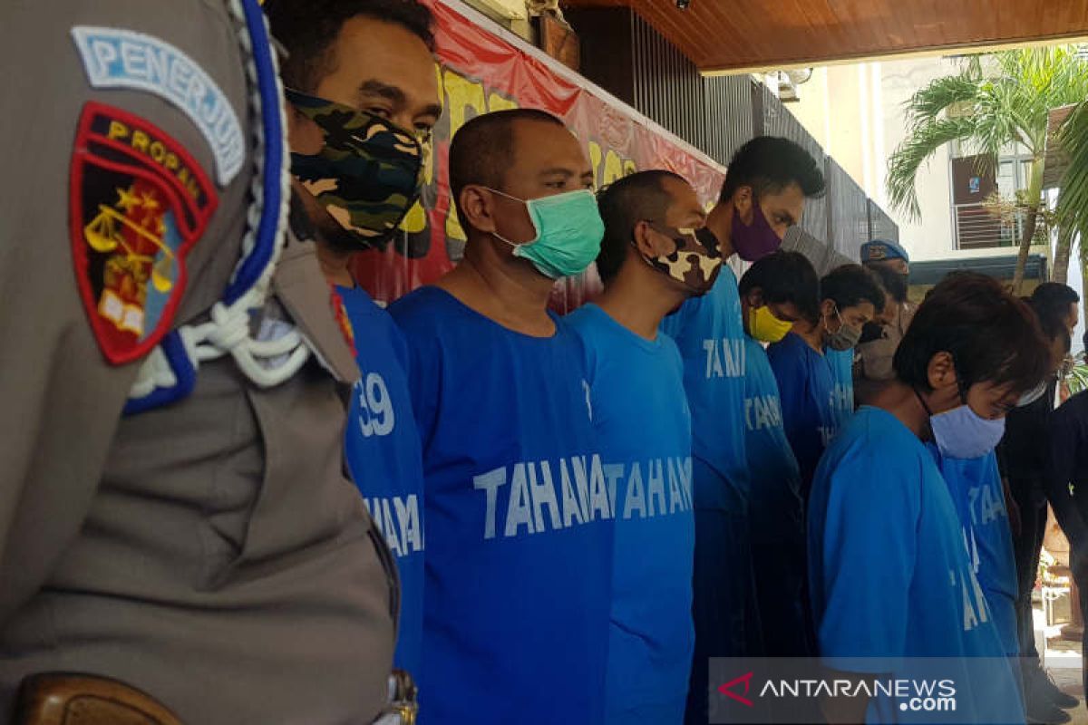 14 orang anggota sindikat pencuri kabel Telkom di Semarang diringkus