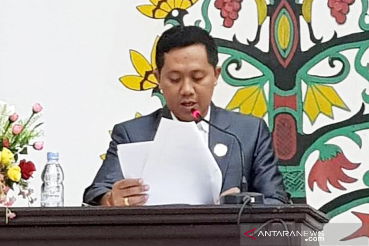 Legislator minta masyarakat ikut sukseskan Pilkada Kalteng