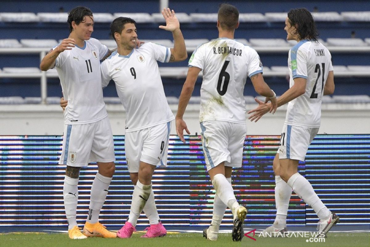 Cavani dan Suarez sumbang gol bantu Uruguay cukur tuan rumah Kolombia 3-0