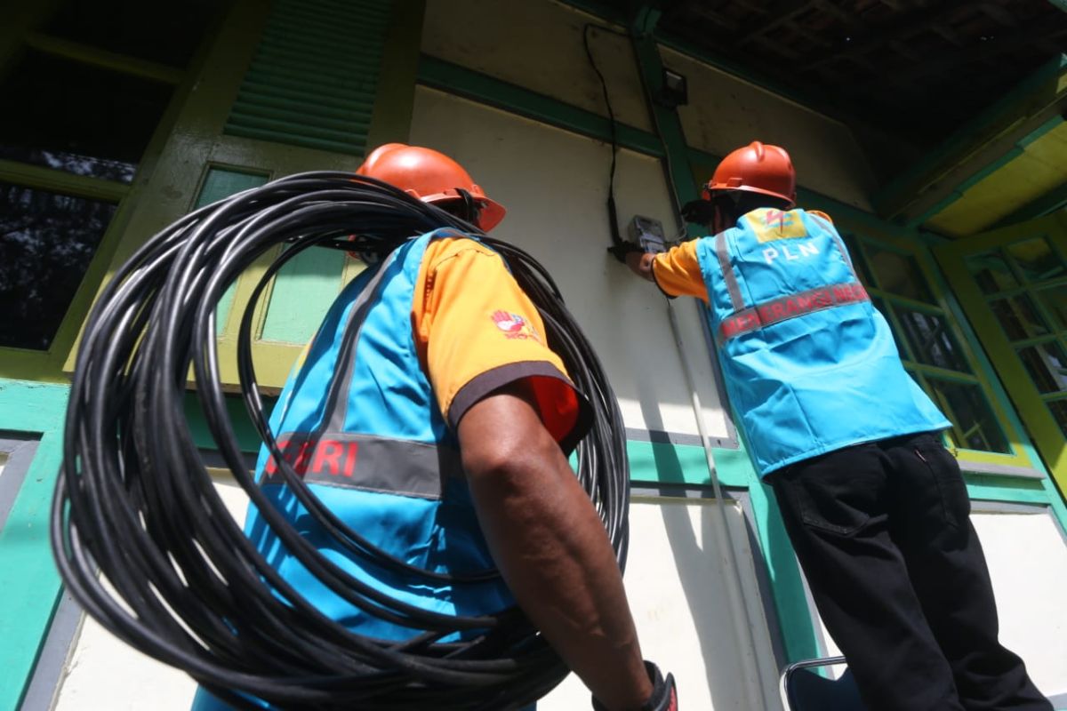 Peringkat getting electricity meningkat tajam