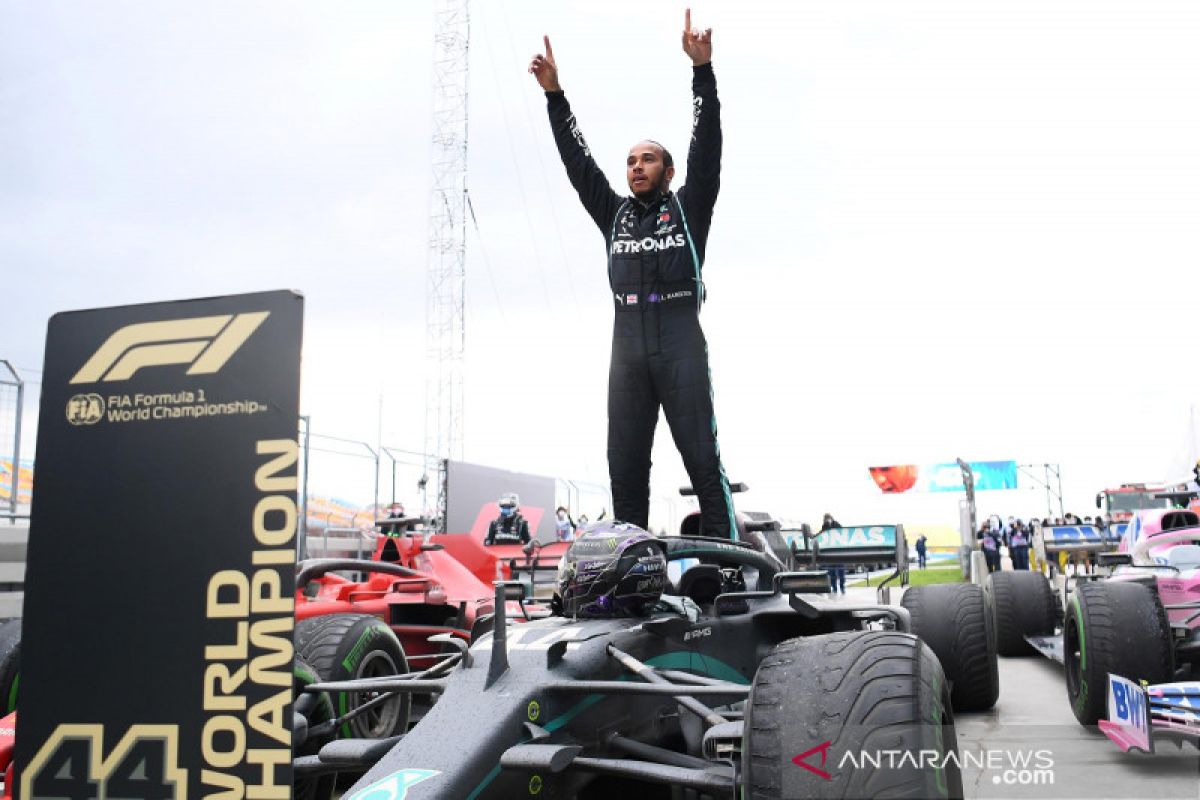 Jelang GP Bahrain, Lewis  Hamilton ingin sapu bersih kemenangan di sisa musim