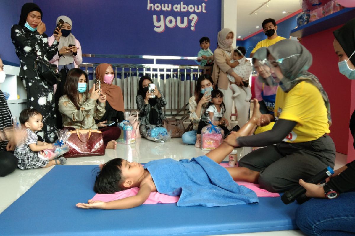 Bunda Esti Fisioterapi Baby Spa hadir di Banjarbaru