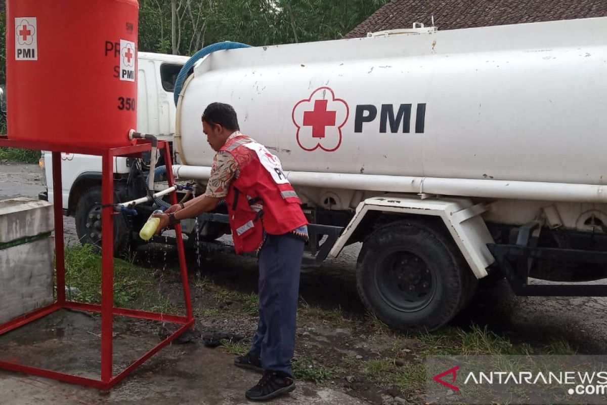 PMI siagakan ratusan personel di lokasi erupsi Gunung Merapi