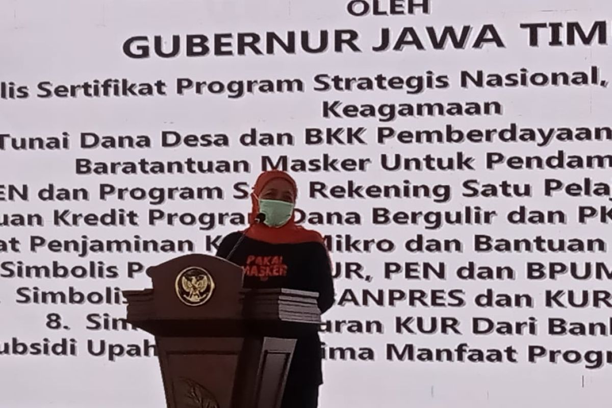 Khofifah enggan komentar soal surat usulan pemberhentian Bupati Jember