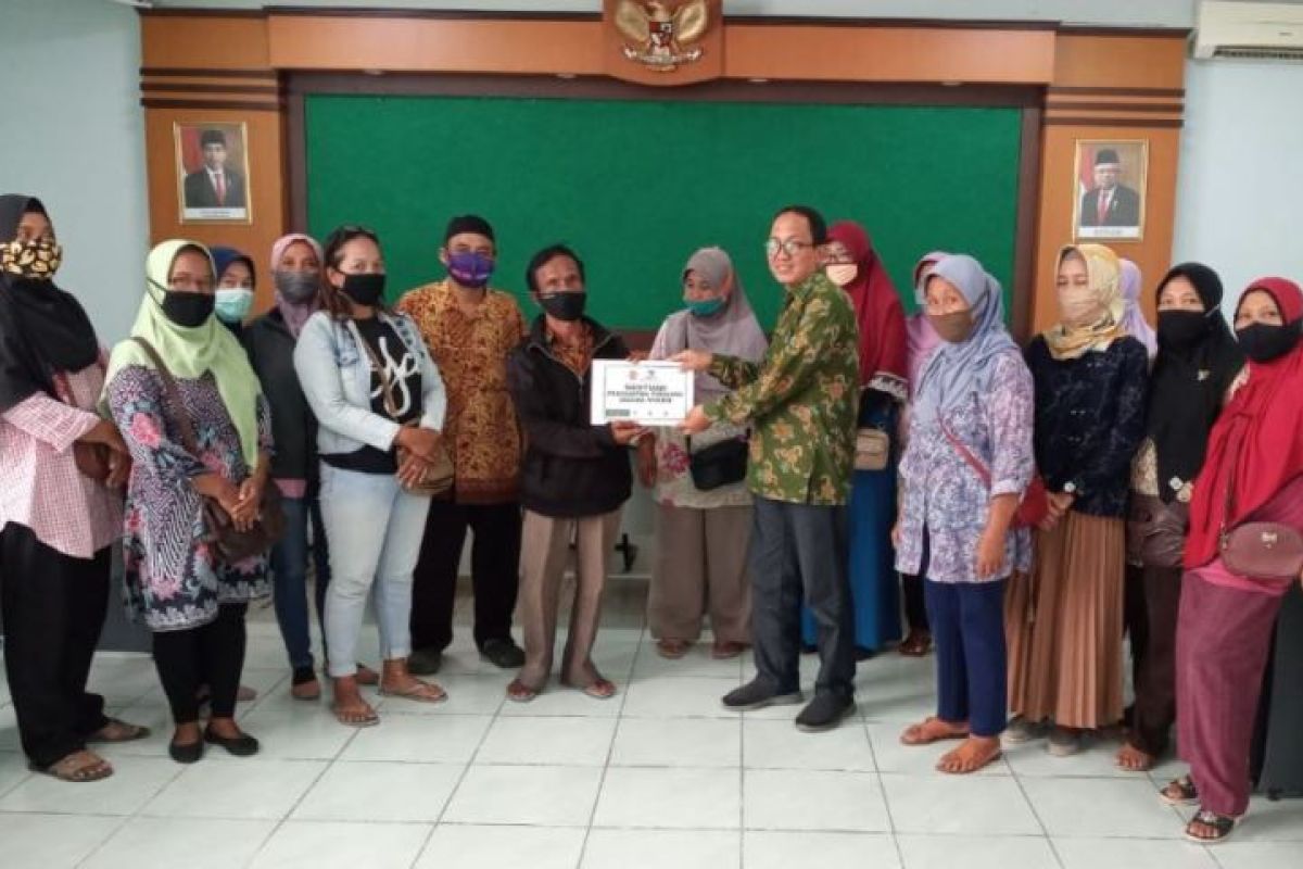 Baznas DIY memberikan bantuan modal usaha