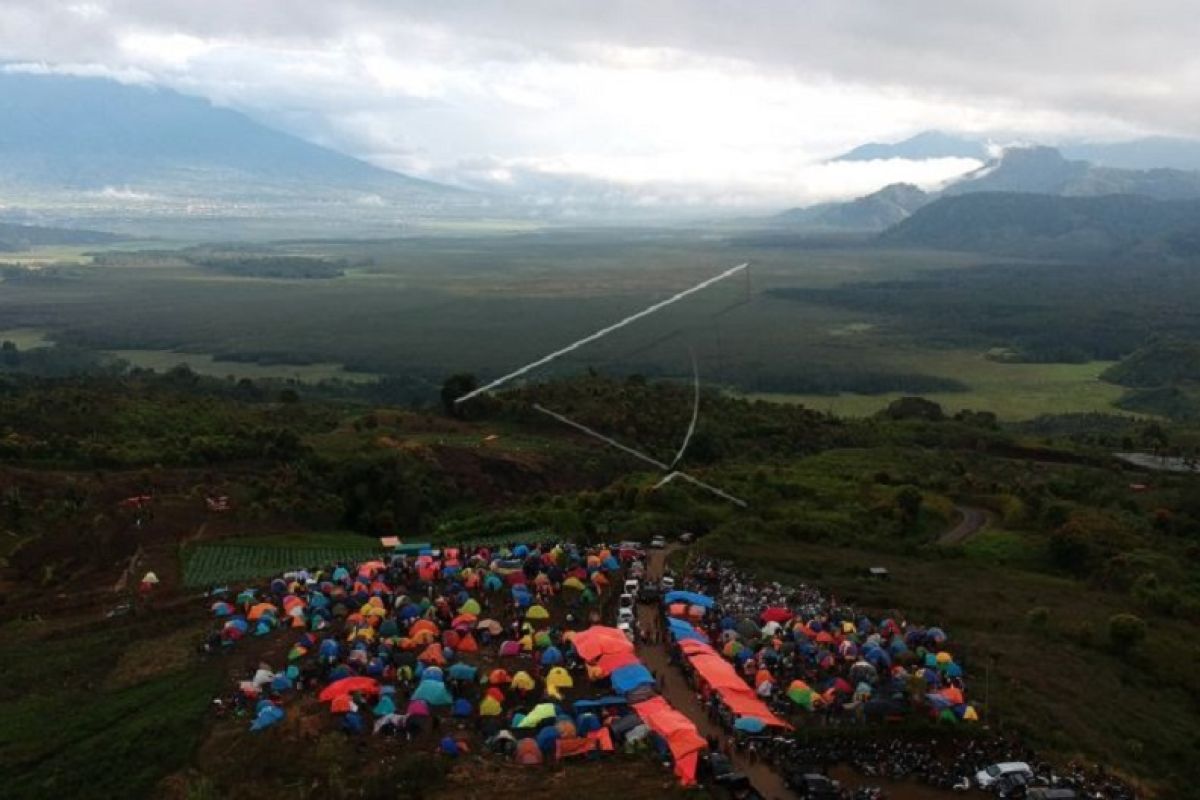 Wisata bukit tirai  embun Kerinci