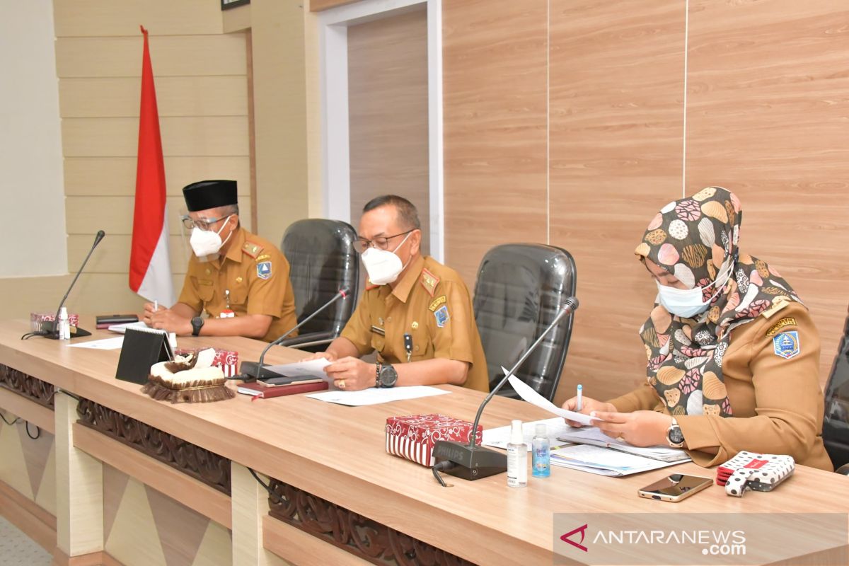 Rapat persiapan hari jadi HSS dengan konsep berbagi dan protokol kesehatan