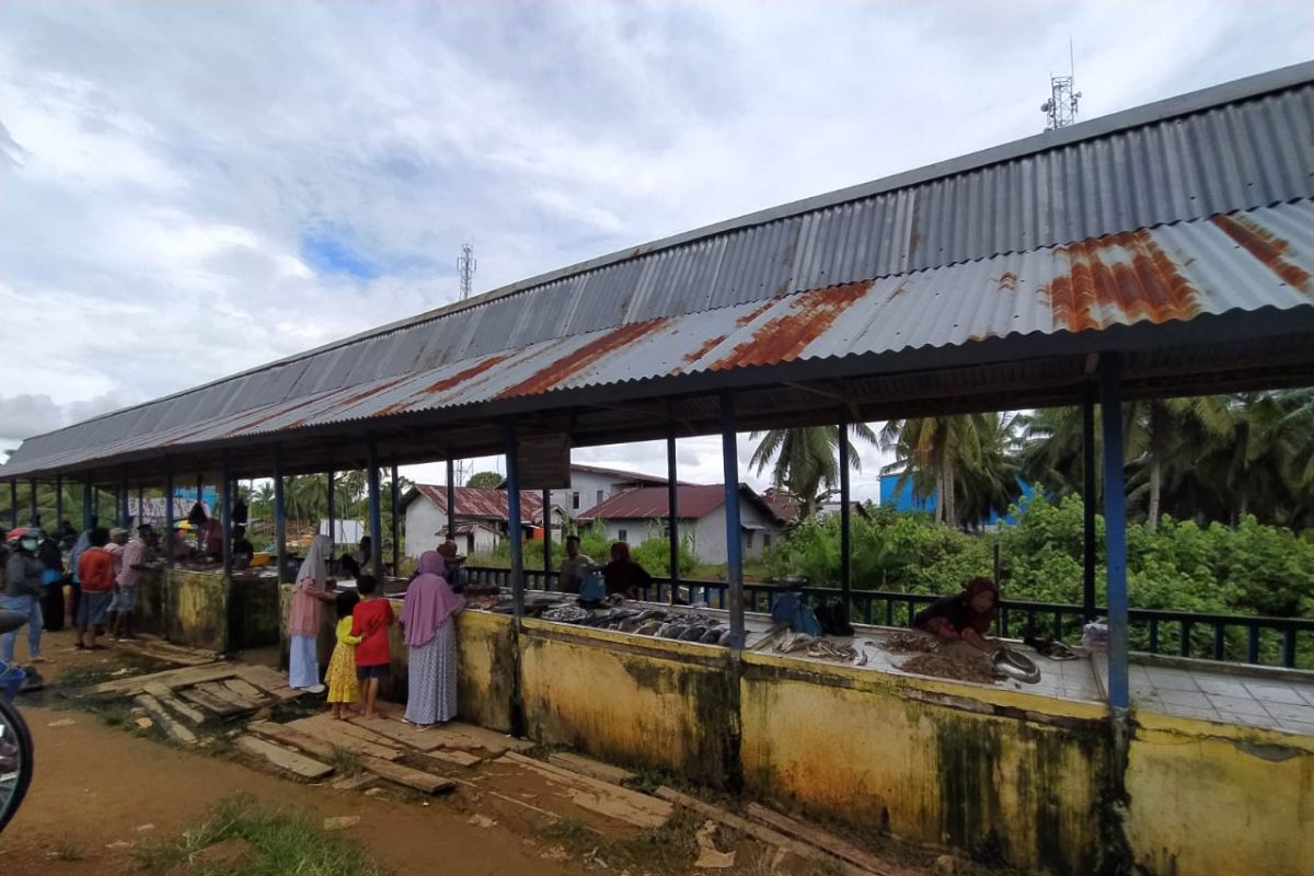 Lima pasar tradisional yang aktif di Kabupaten Kayong Utara