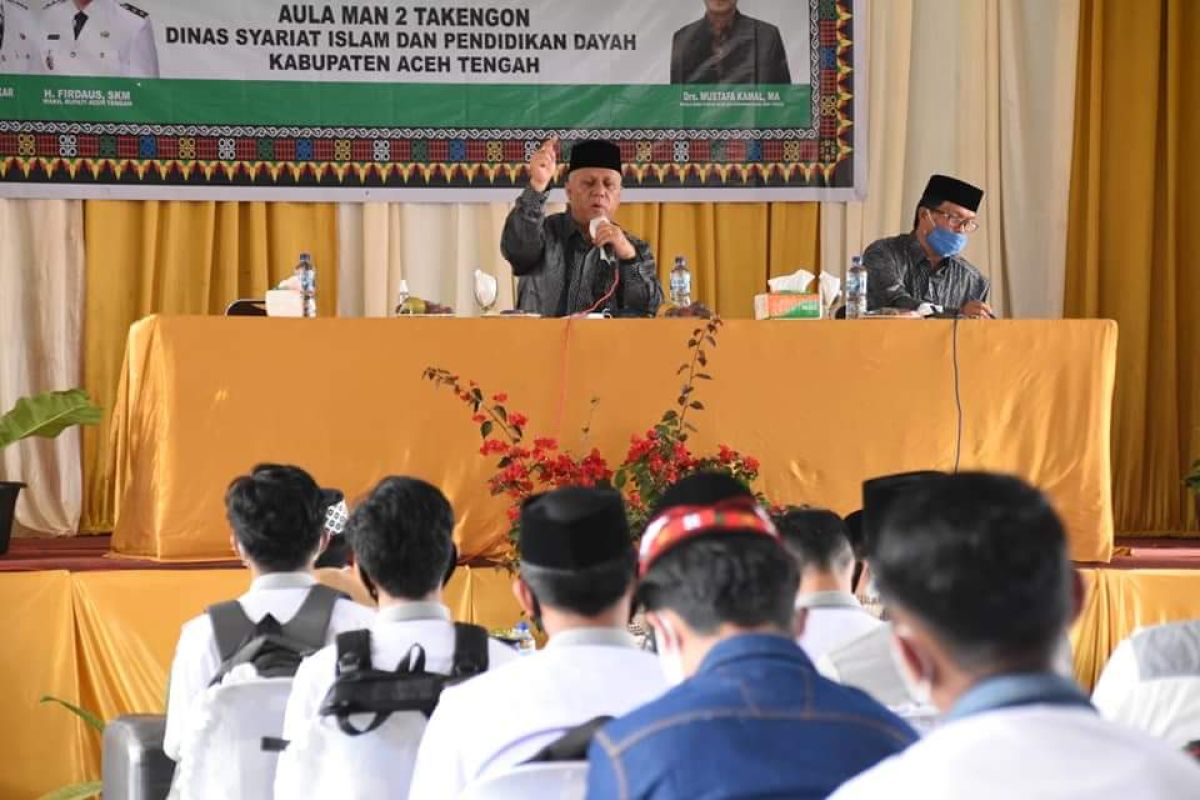 Pelajar di Aceh Tengah diberi sosialiasi tentang Qanun Jinayat