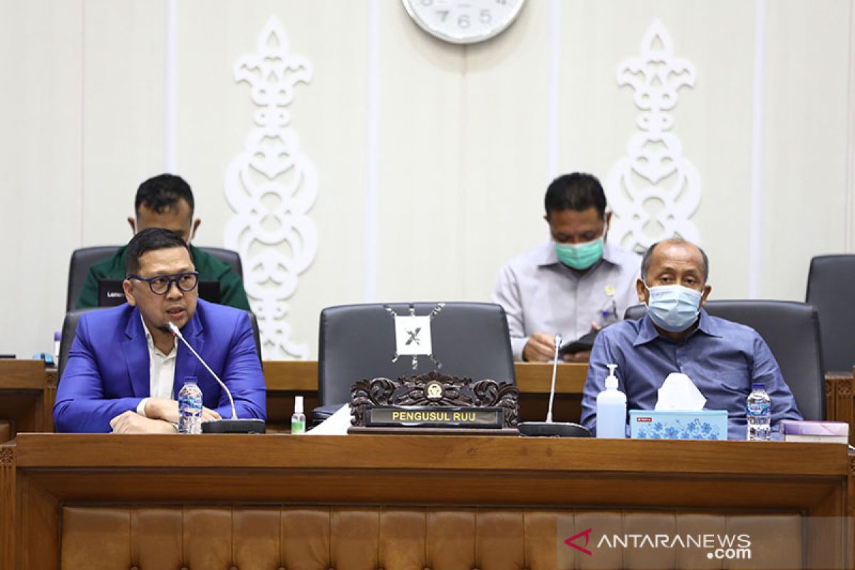 Komisi II DPR RI targetkan RUU Pemilu selesai pertengahan 2021