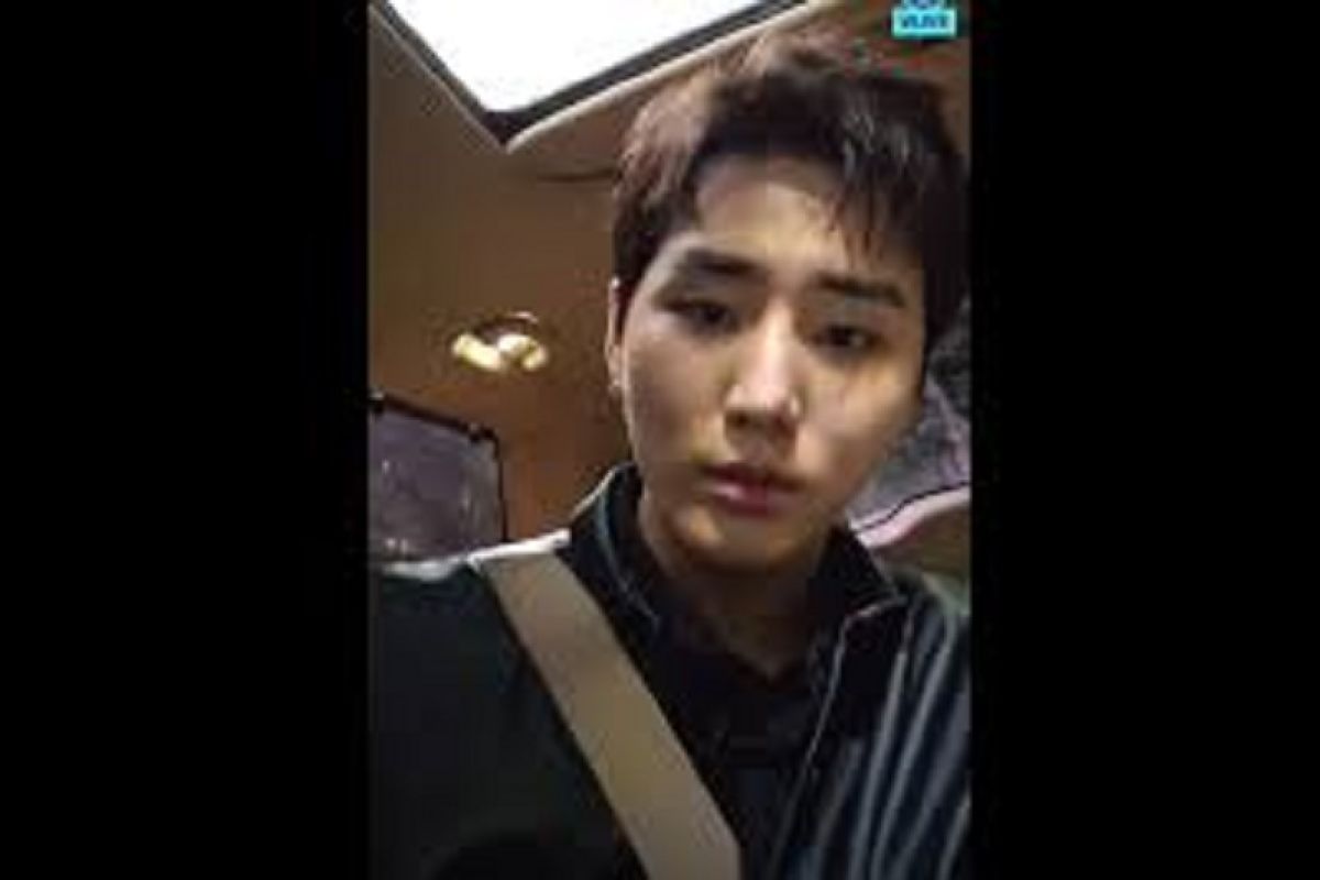 Young K DAY6 terpilih jadi DJ baru "Kiss The Radio"