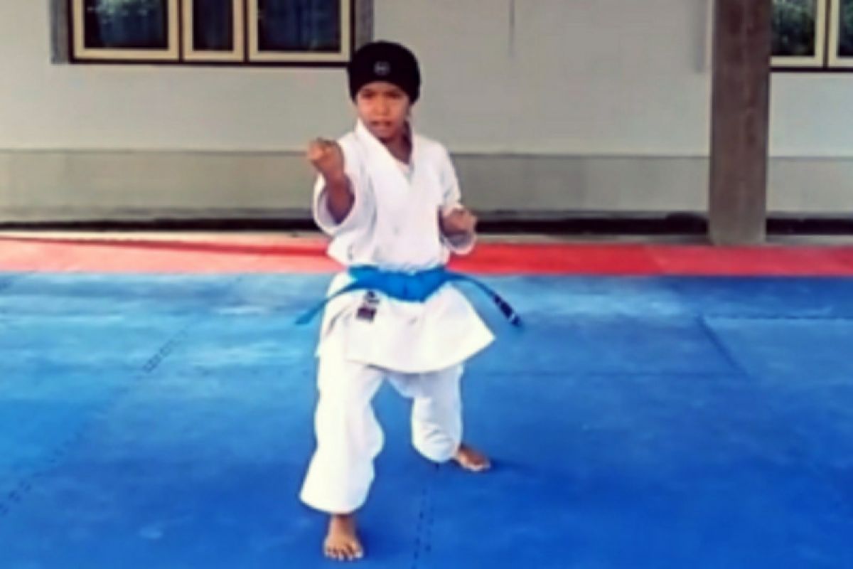 Chania, karateka Riau raih Medali Emas Internasional