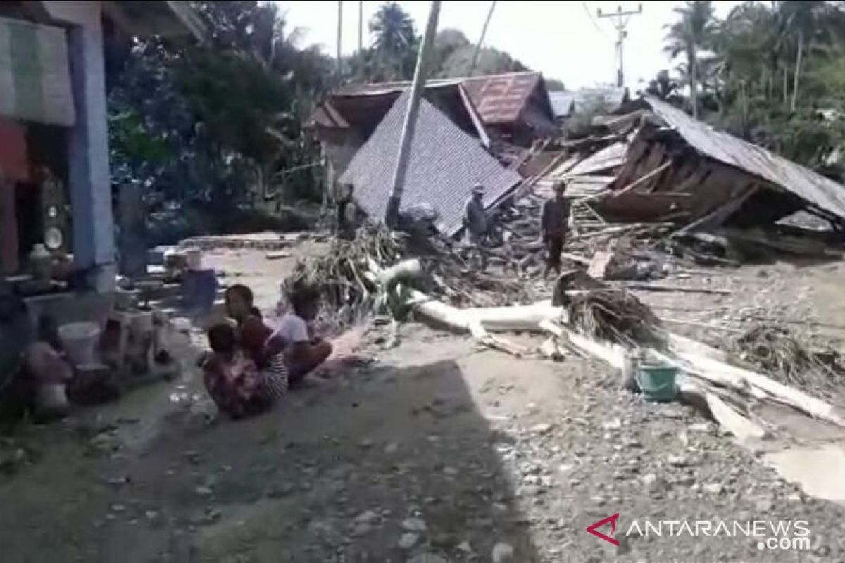 Pemprov Sulteng  salurkan bantuan korban banjir bandang di Donggala