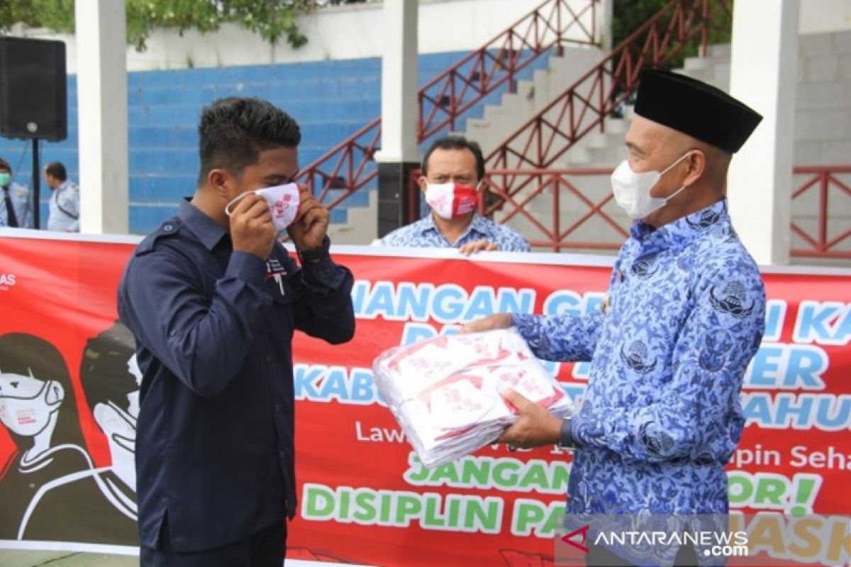 Tapin Health Agency distributes 26 thousand masks