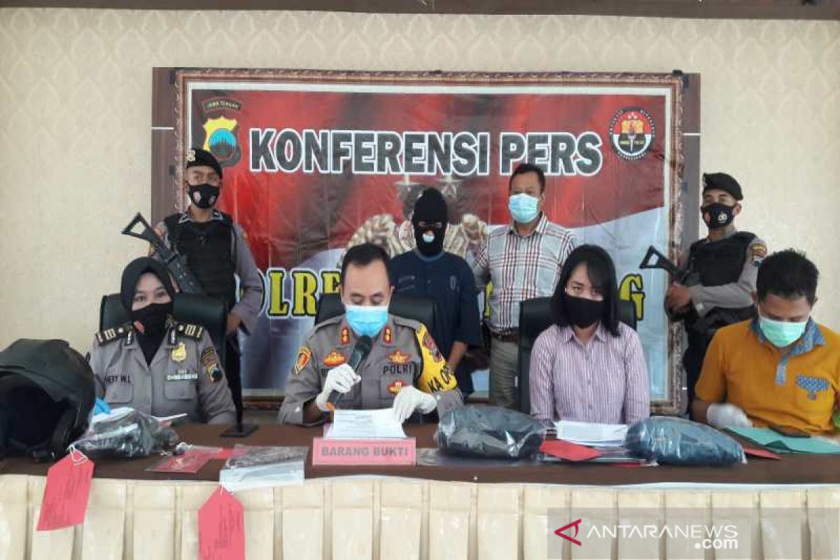 Pencuri spesialis minyak goreng toko swalayan di Temanggung diringkus