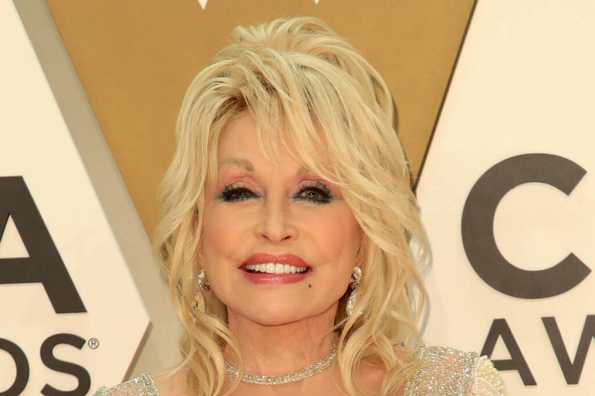 Penyanyi Dolly Parton sumbang 1 juta dolar AS untuk vaksin COVID-19 Moderna