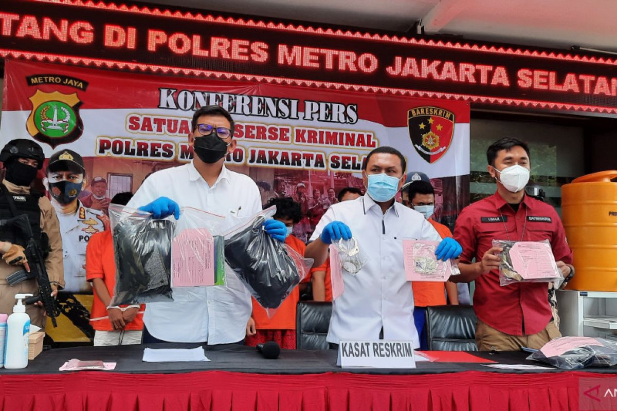 Polisi narkoba gadungan dibekuk Polrestro Jakarta Selatan