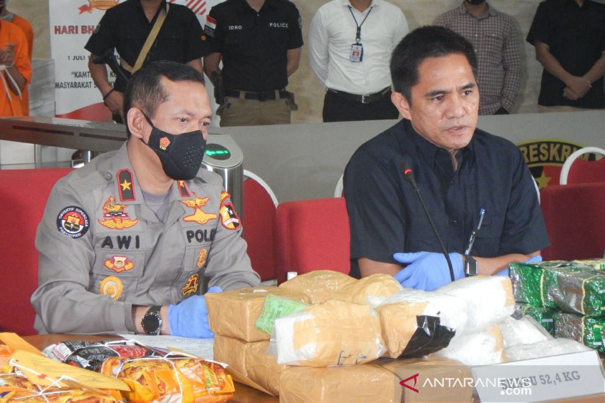 Police seize 52.4 kg of crystal meth in 22 days