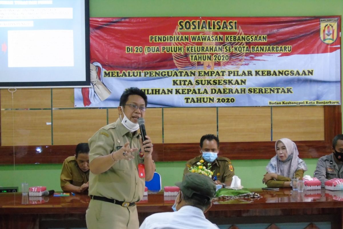 Bakesbangpol Banjarbaru sosialisasi pendidikan wawasan kebangsaan