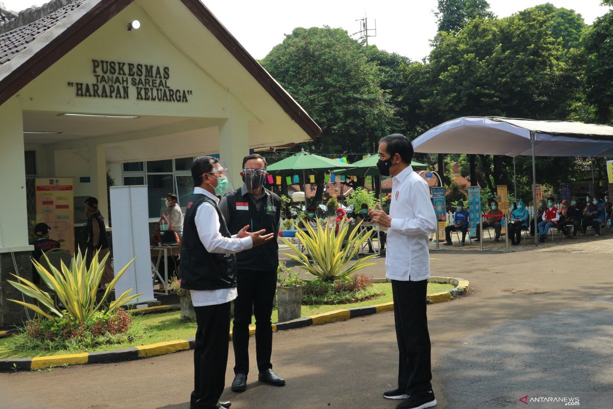 Presiden Jokowi berharap banyak masyarakat ikut vaksinasi COVID-19