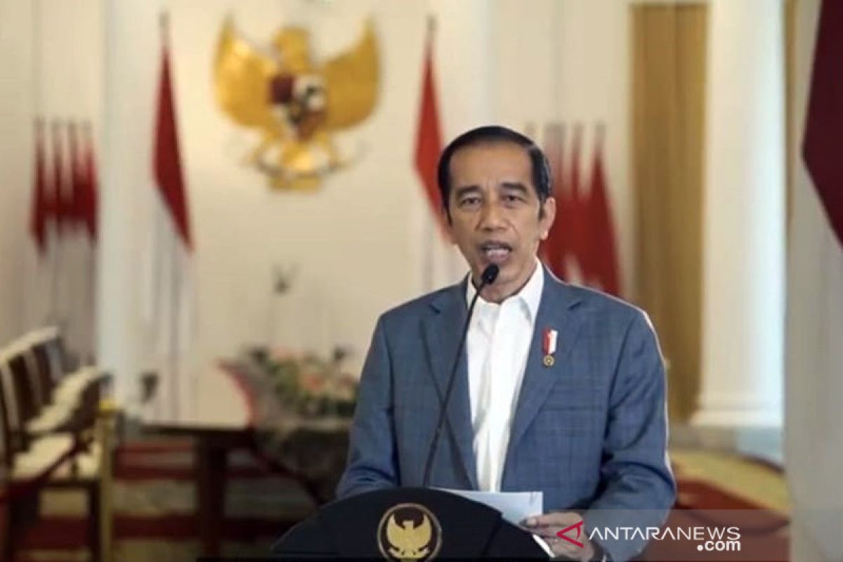 Jokowi harap Muhammadiyah ikut perangi hoaks vaksin COVID-19