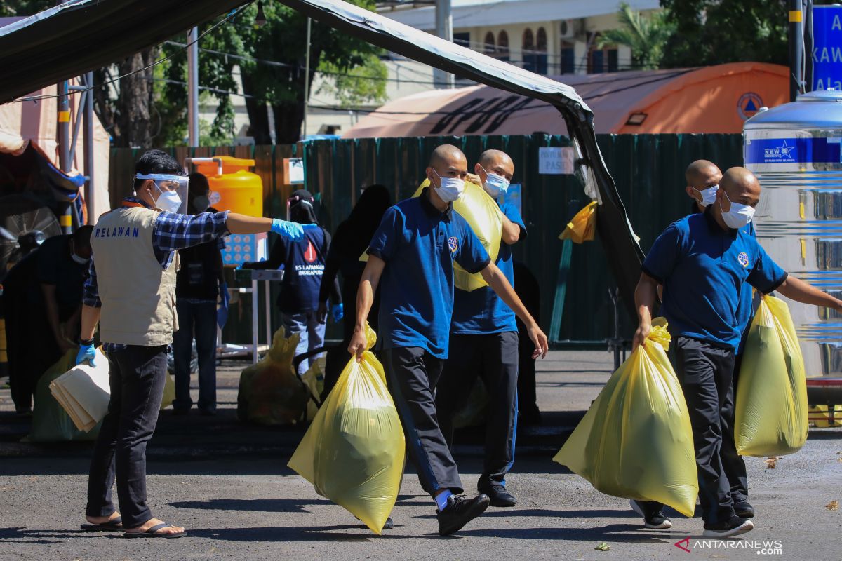 Sembuh dari COVID-19 bertambah 4.198, positif 4.442 orang