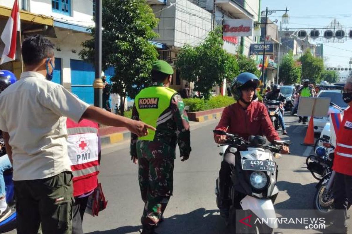 Gugus tugas: Kepatuhan warga Cianjur terapkan prokes rendah