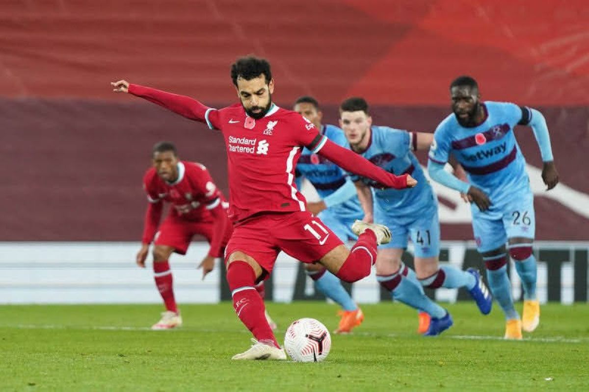 Liverpool krisis lagi setelah Salah positif COVID-19, Rhys Williams cedera