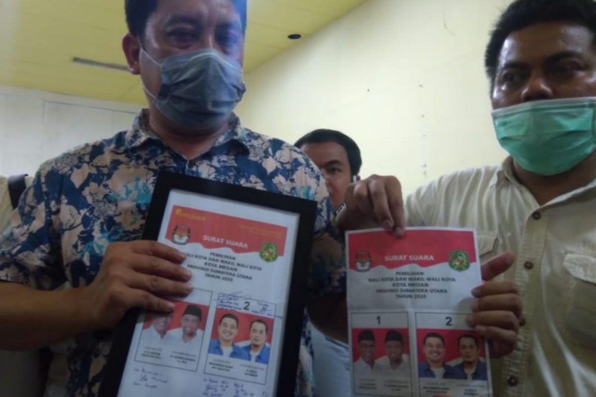 Timses Akhyar-Salman protes gambar di surat suara buram