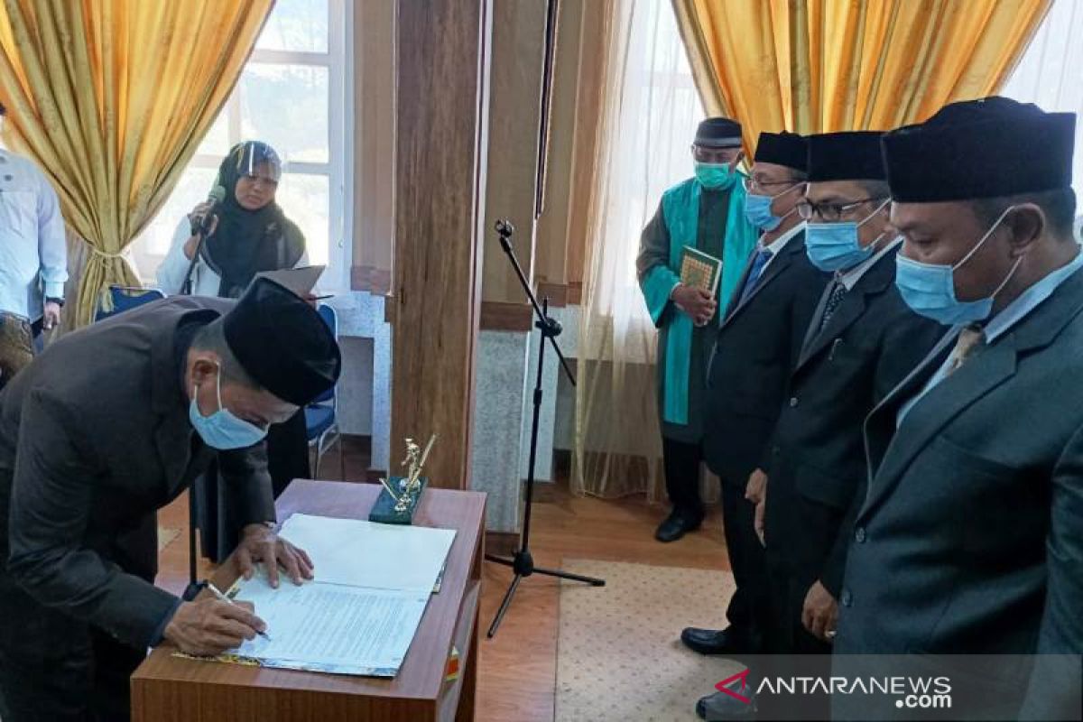 Pelantikan pejabat baru di Nagan Raya, Tamarlan jabat Kadis PUPR, Mistar jadi Kadis Perkim