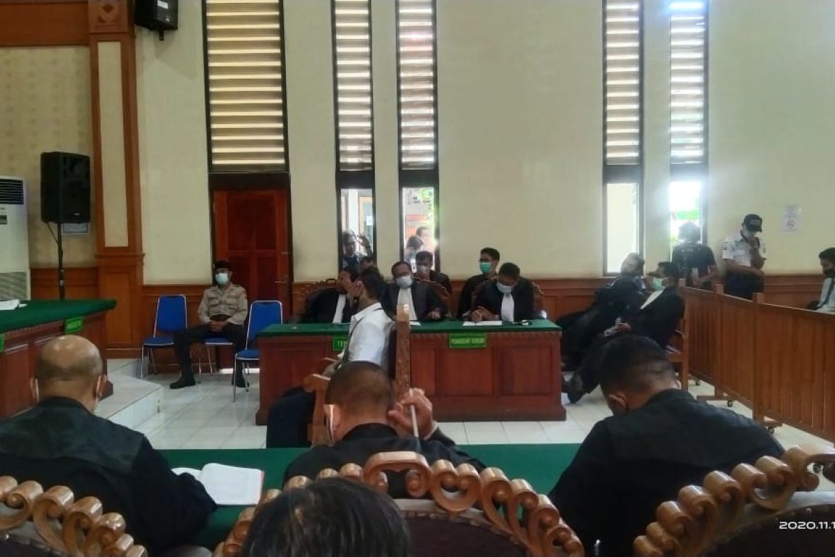 Hakim memvonis Jrx SID hukuman satu tahun dua bulan penjara