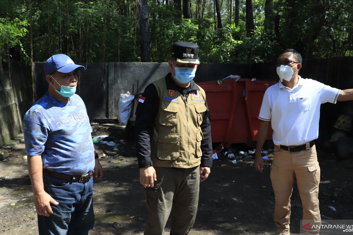 Pjs wali kota imbau buang sampah di TPS