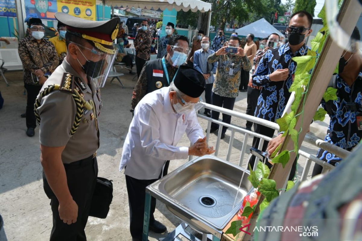 Wapres ingatkan Izin BPOM dan Fatwa MUI terkait vaksin COVID-19