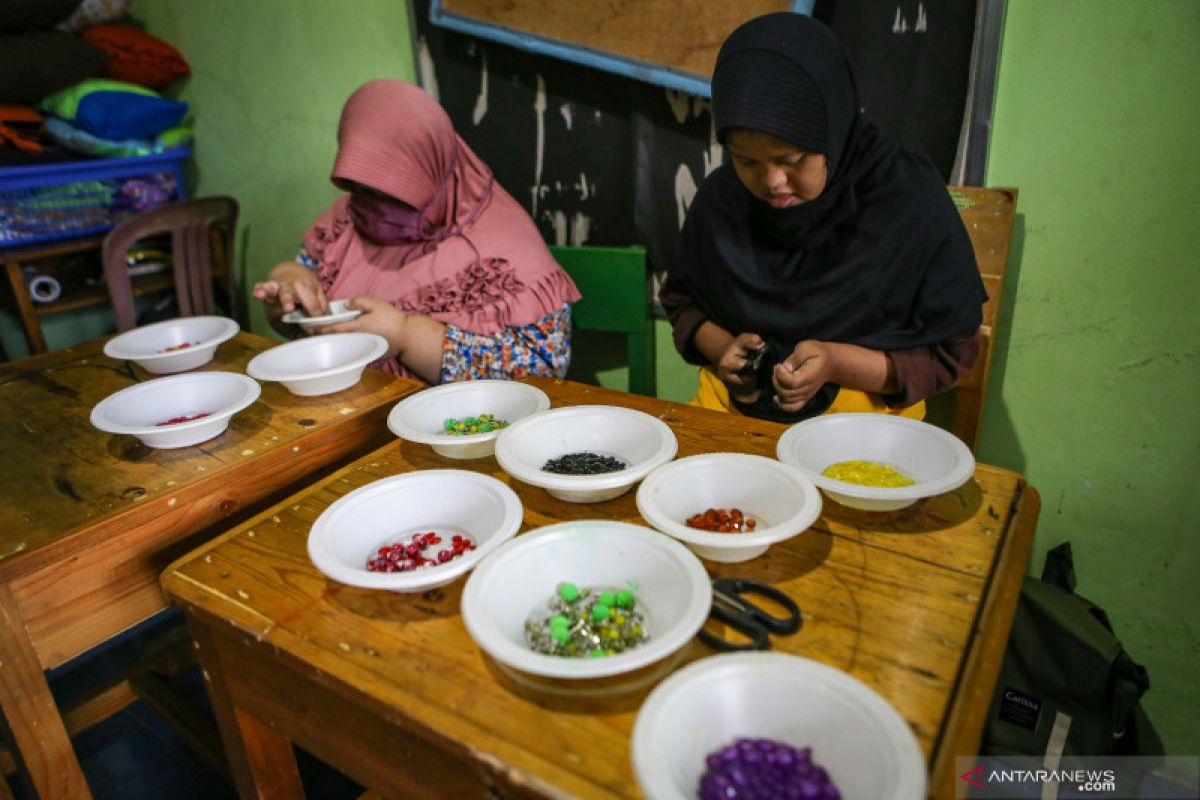 Pakar: Anak autis bisa pulih dan normal