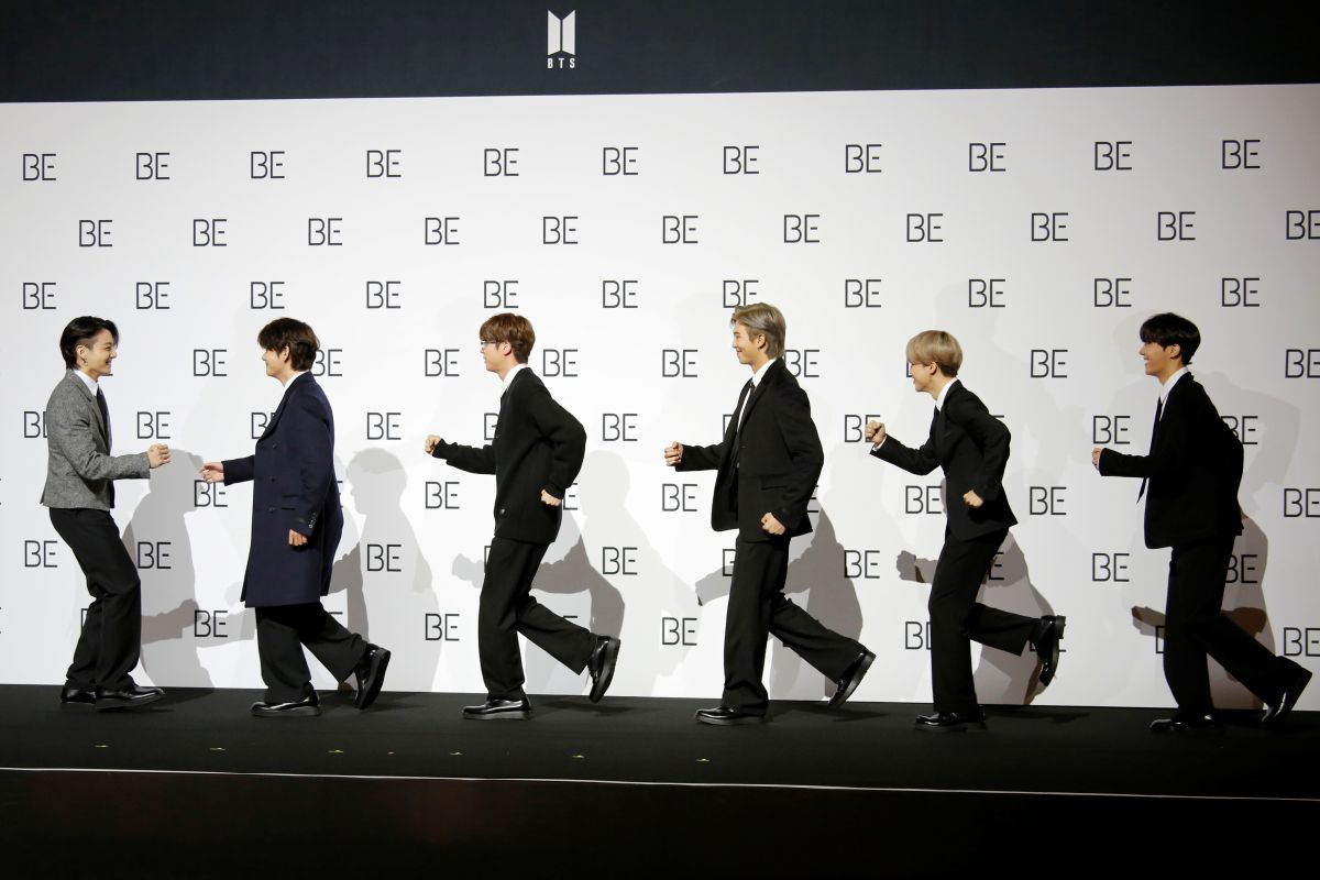 BTS resmi rilis album "BE"