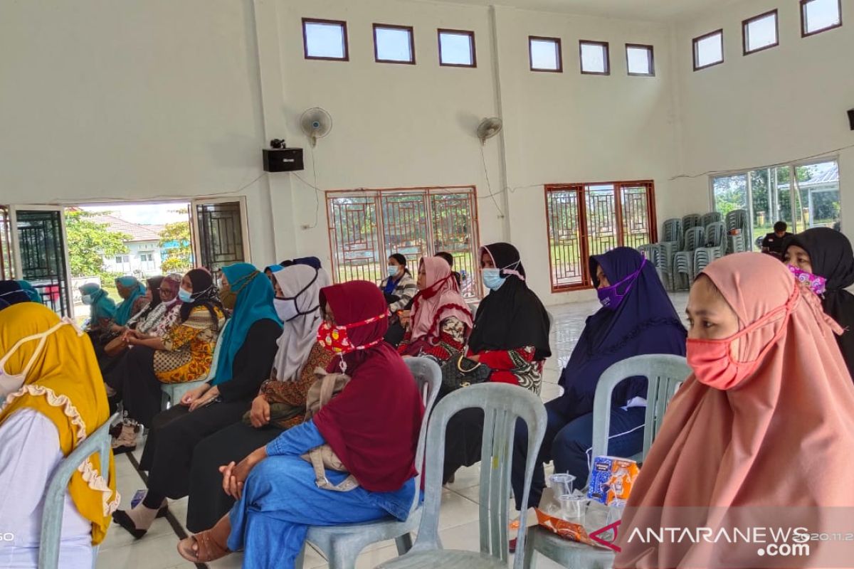 Bawaslu Bangka Tengah ingatkan ibu-ibu untuk tidak bawa anak saat kampanye