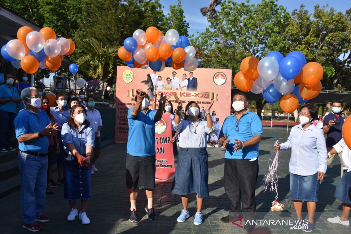 Wakil Wali Kota Kupang minta Dharma Wanita ikut cegah COVID-19