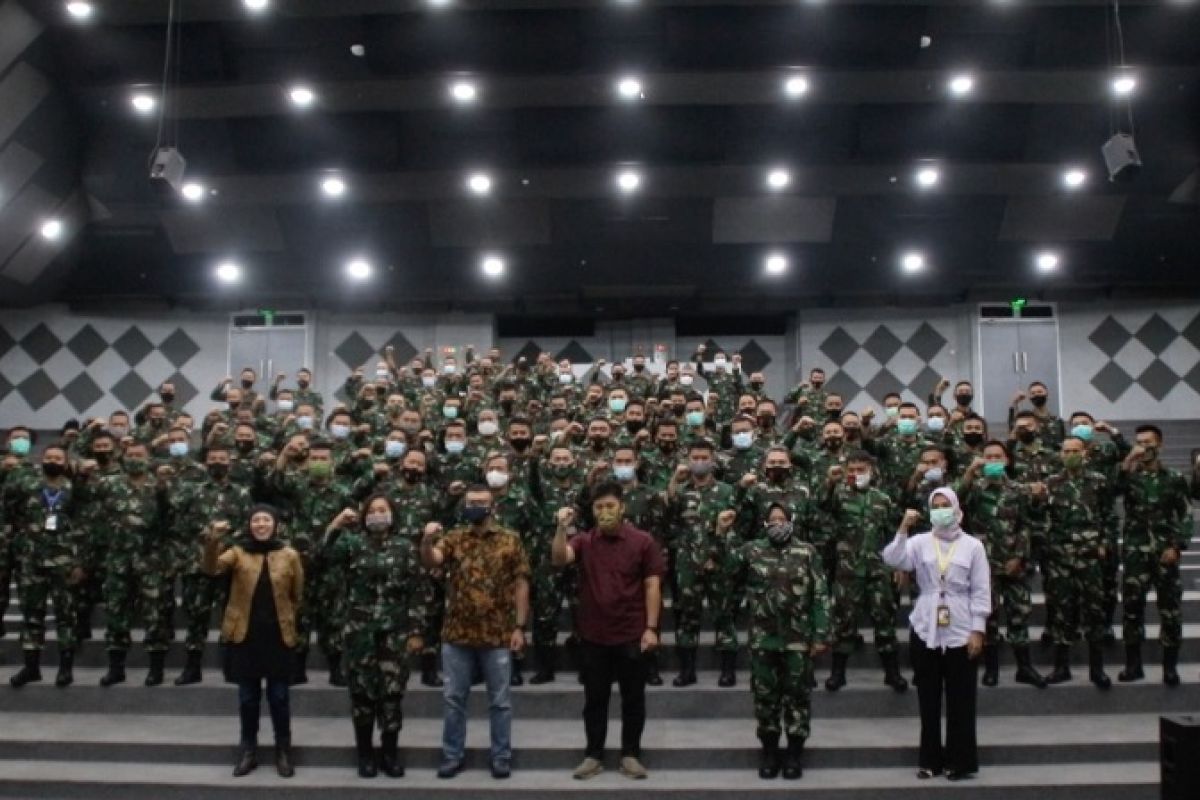 Vokasi UI dan TNI AD gelar pelatihan kehumasan dan jurnalistik