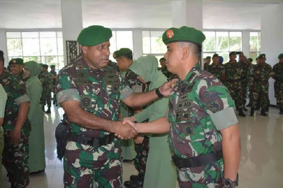 Putra Papua Mayjen TNI Herman Asaribab promosi jabat Wakasad