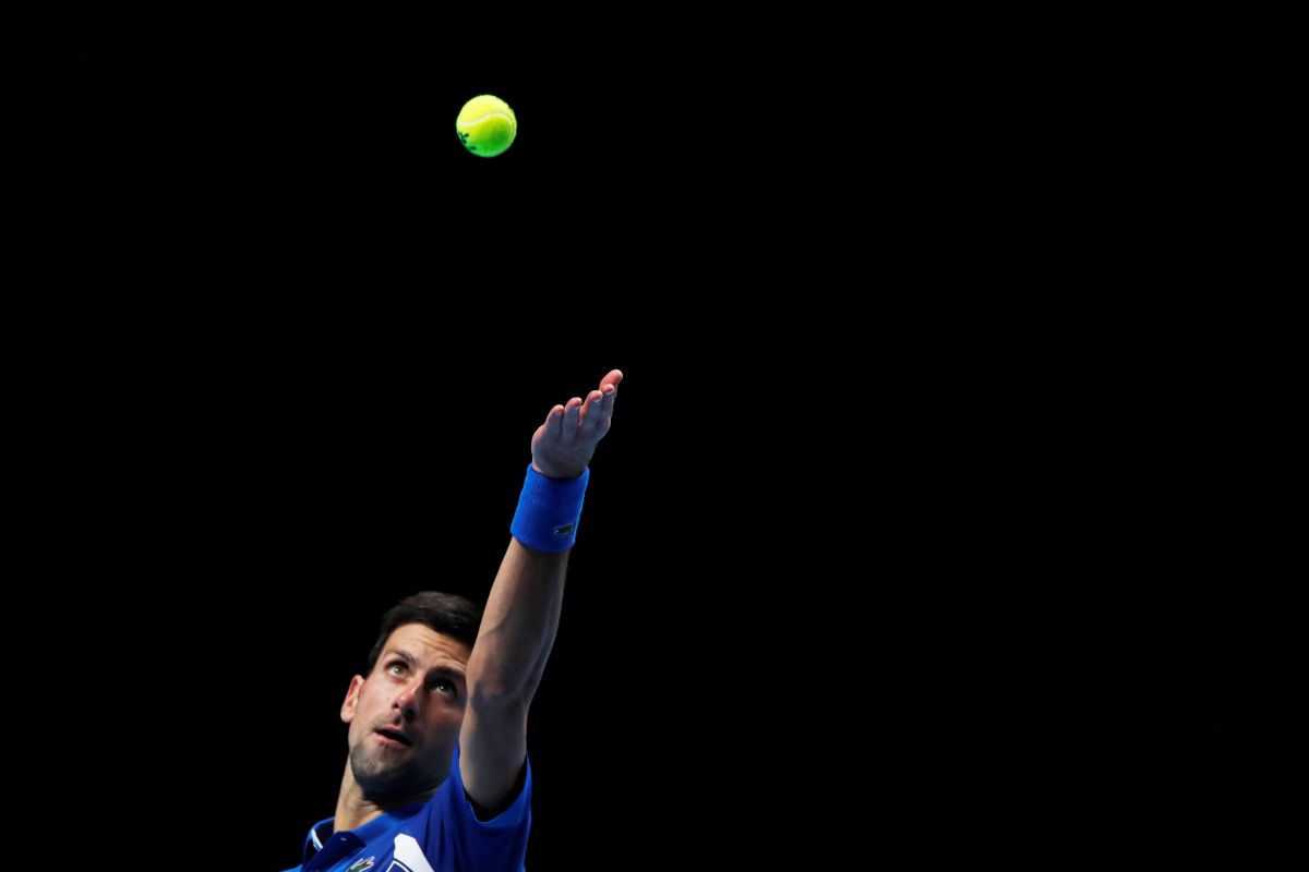 Menang mudah, Djokovic melenggang ke semifinal ATP Finals