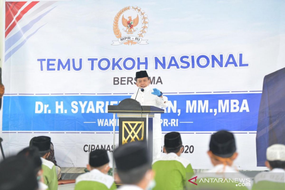 Dialog dengan santri, Syarief Hasan ingatkan tugas utama generasi muda