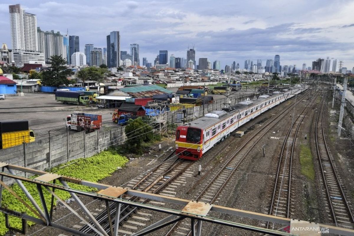 Perlu kesadaran kepala daerah untuk ikut bangun transportasi umum