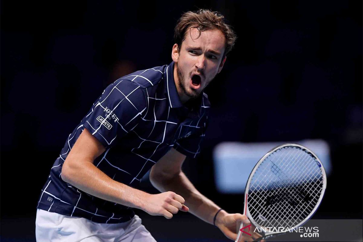 Medvedev tantang Thiem di partai puncak ATP Finals